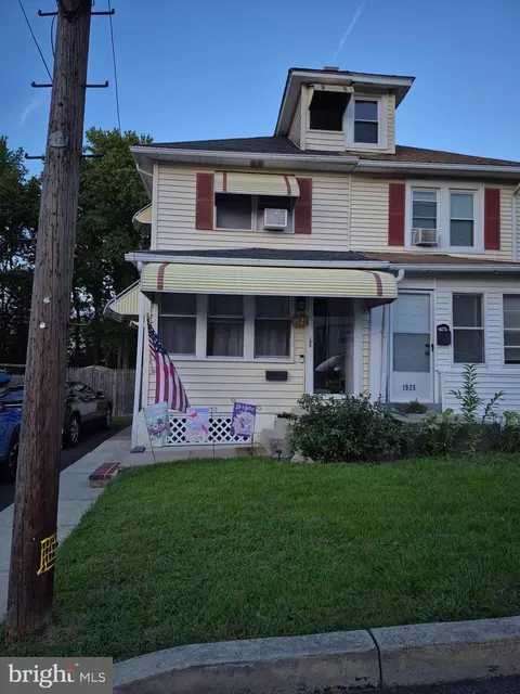 1927 Pleasantview Ave, Linwood, PA 19061