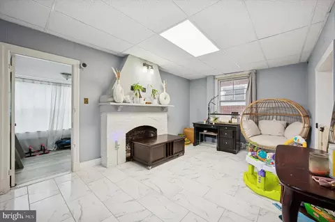 Entry Way - 32 Elder Ave, Lansdowne, PA 19050 photo 1 of 5