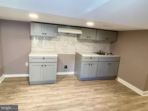 619 Darby Ter, Darby, PA 19023