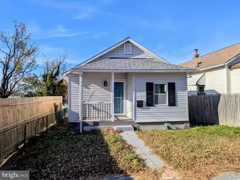 1400 Beale St, Marcus Hook, PA 19061