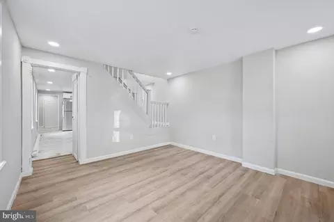 Entry Way - 1339 Green St, Marcus Hook, PA 19061 photo 2 of 7