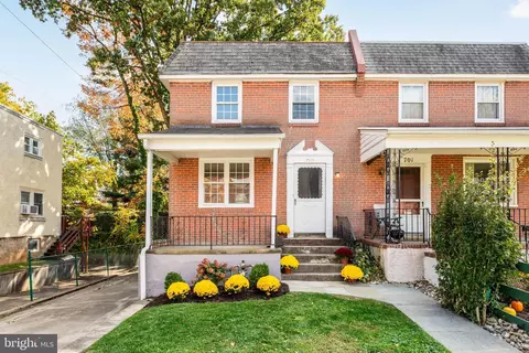 703 Humphreys Rd, Ardmore, PA 19003