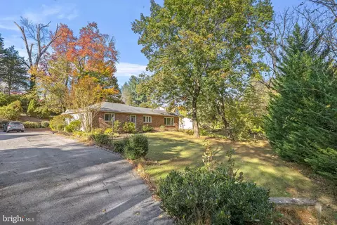 123 E Knowlton Rd, Media, PA 19063