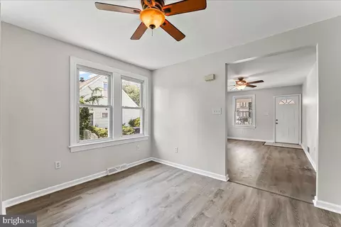 Entry Way - 935 Galbraith Ave, Chichester, PA 19061 photo 3 of 5