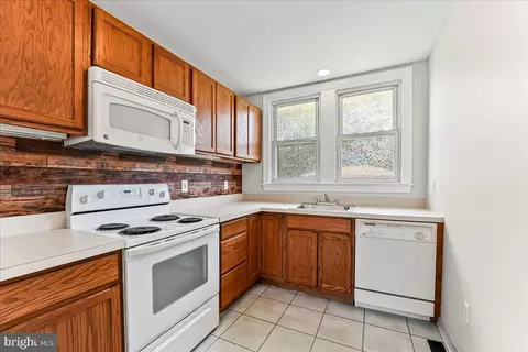 Kitchen - 935 Galbraith Ave, Chichester, PA 19061 photo 1 of 3