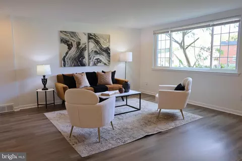 3920 Elson Rd, Brookhaven, PA 19015