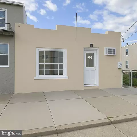 308 Market St, Marcus Hook, PA 19061