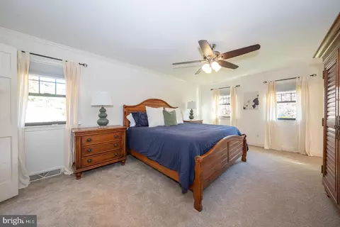 Bedroom - 800 Maple Glen Ln, Wayne, PA 19087 photo 1 of 8