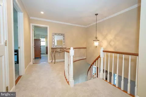 Entry Way - 800 Maple Glen Ln, Wayne, PA 19087 photo 4 of 6