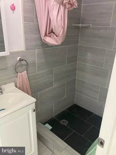 275 Glendale Rd, Darby, PA 19082 photo 16