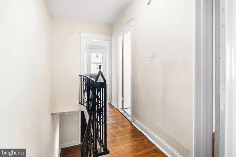Entry Way - 324 Kingston Rd, Darby, PA 19082 photo 3 of 3