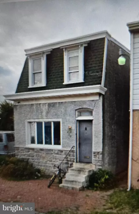 612 W 8th St, Chester, PA 19013