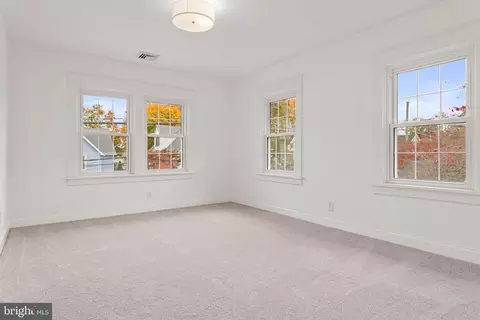 Bedroom - 426 W Beech Tree Ln, Wayne, PA 19087 photo 4 of 4