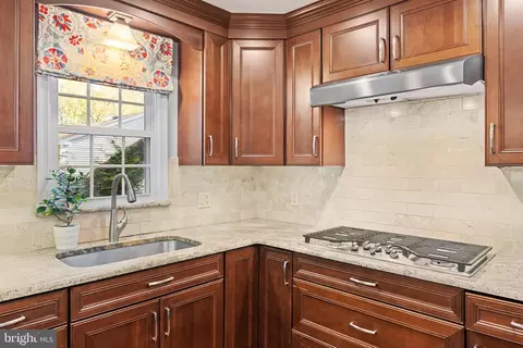 Kitchen - 144 Eaton Dr, Wayne, PA 19087 photo 3 of 3
