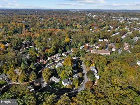 View/Area - 144 Eaton Dr, Wayne, PA 19087 photo 7 of 7