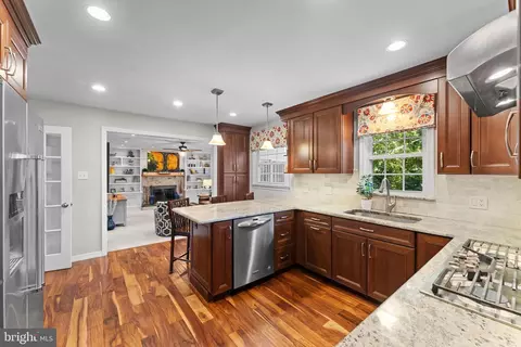 Kitchen - 144 Eaton Dr, Wayne, PA 19087 photo 1 of 3