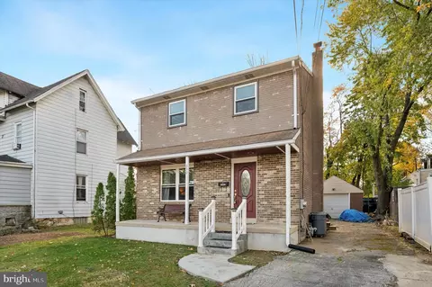 230 Felton, Collingdale, PA 19023