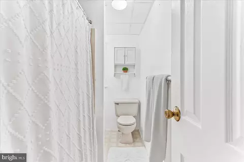 Bath - 4518 Post Rd, Marcus Hook, PA 19061 photo 1 of 2