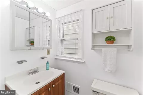 Bath - 4518 Post Rd, Marcus Hook, PA 19061 photo 2 of 2