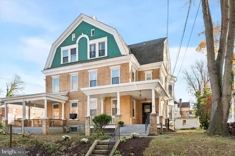 38 W Stratford Ave, Lansdowne, PA 19050