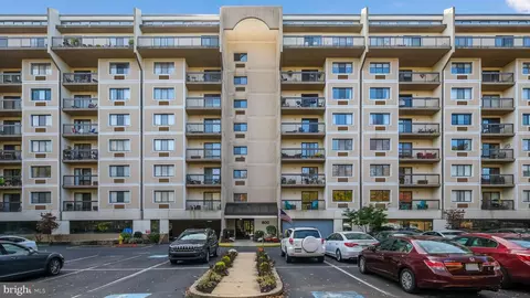 800 Avondale Rd #7P, Wallingford, PA 19086