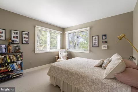 Bedroom - 5 Greythorne Woods Cir, Wayne, PA 19087 photo 3 of 6