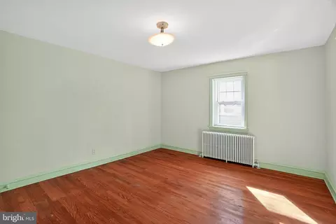 Bedroom - 944 Galbraith Ave, Chichester, PA 19061 photo 4 of 6