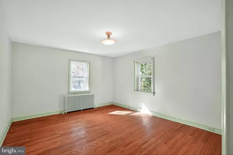 Bedroom - 944 Galbraith Ave, Chichester, PA 19061 photo 5 of 6