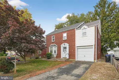 944 Galbraith Ave, Chichester, PA 19061
