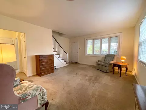 Living - 650 E Leamy Ave, Springfield, PA 19064 photo 1 of 2