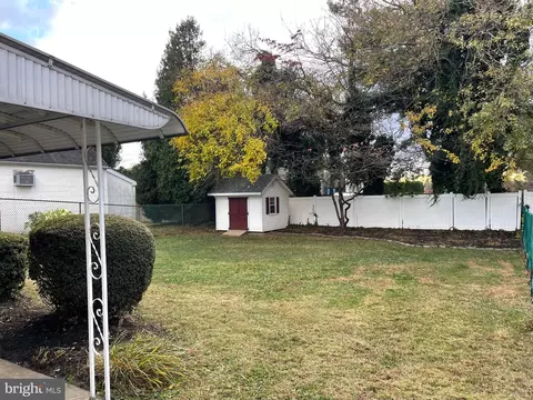 Exterior - 650 E Leamy Ave, Springfield, PA 19064 photo 2 of 2