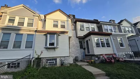 7216 Clinton Rd, Darby, PA 19082 photo 1