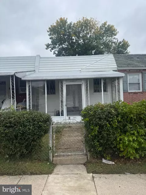 917 Pine Rd, Sharon Hill, PA 19079