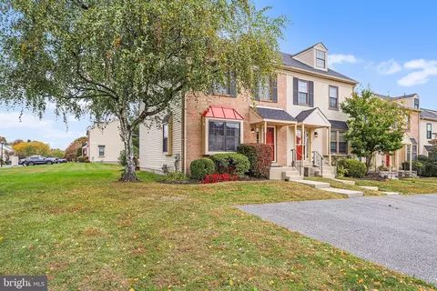 524 Ward Rd, Brookhaven, PA 19015