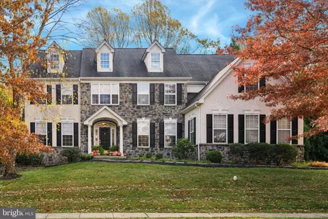 4 Rigby Ct, Garnet Valley, PA 19060