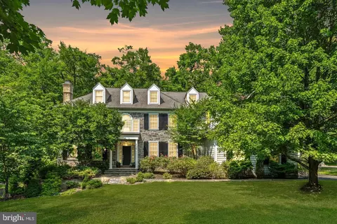 253 Ithan Creek Rd, Villanova, PA 19085