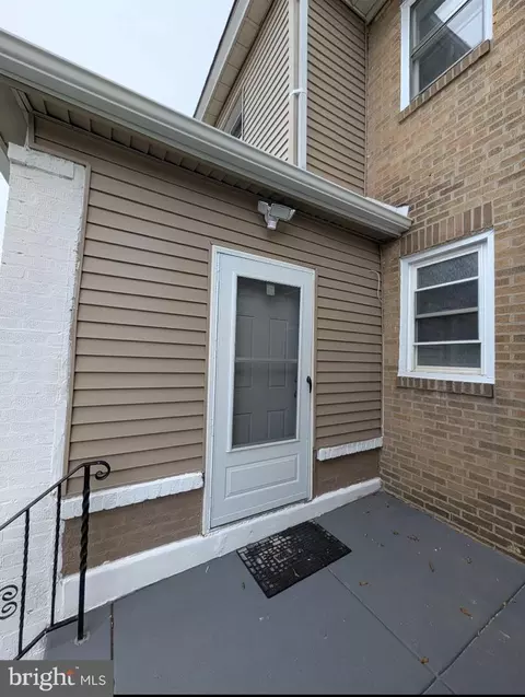 9 Berbro Ave, Darby, PA 19082 photo 4