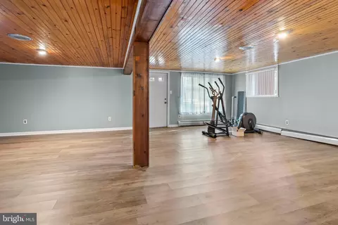 Entry Way - 504 Minshall Rd, Springfield, PA 19064 photo 1 of 1