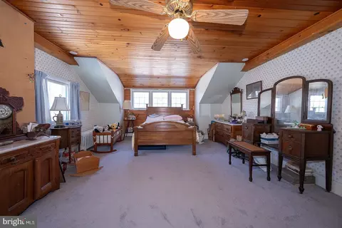 Bedroom - 421 Midland Ave, Wayne, PA 19087 photo 15 of 15