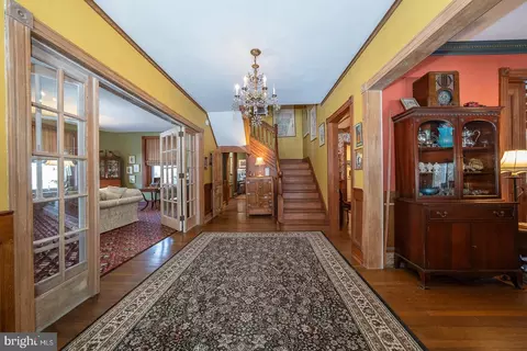 Entry Way - 421 Midland Ave, Wayne, PA 19087 photo 1 of 13