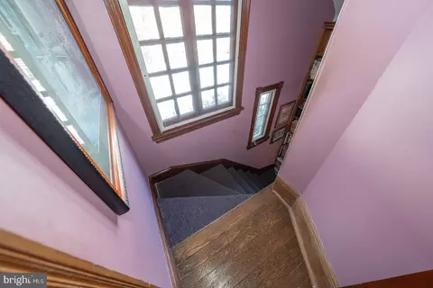Entry Way - 421 Midland Ave, Wayne, PA 19087 photo 12 of 13