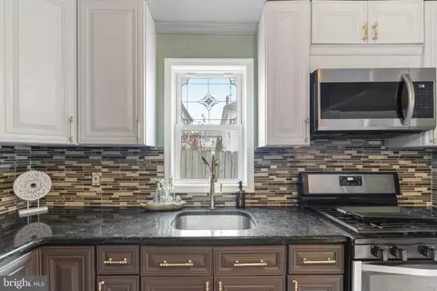 Kitchen - 307 Johnson Ave, Linwood, PA 19061 photo 4 of 4