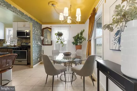 Dining - 307 Johnson Ave, Linwood, PA 19061 photo 2 of 4
