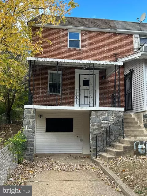 6643 Church Ln, Darby, PA 19082