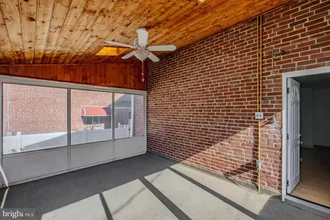 Exterior - 148 Meadowbrook Ave, Darby, PA 19082 photo 2 of 7