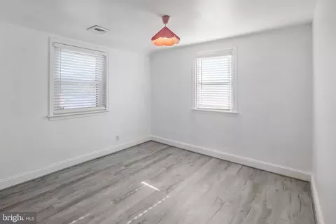 Bedroom - 148 Meadowbrook Ave, Darby, PA 19082 photo 1 of 4