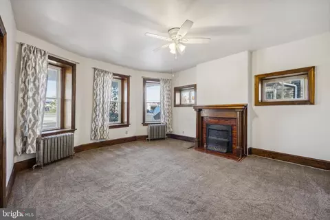 Living - 11 S Cedar Ln, Upper Darby, PA 19082 photo 1 of 2