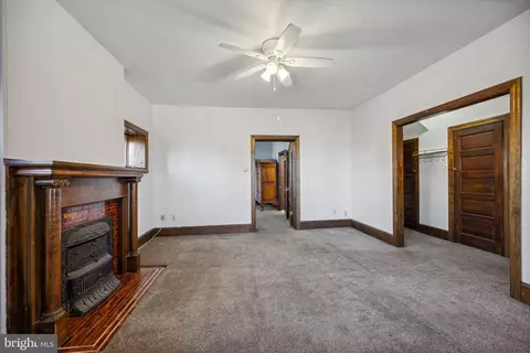 Living - 11 S Cedar Ln, Upper Darby, PA 19082 photo 2 of 2