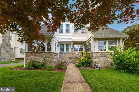 303 Urban Ave, Norwood, PA 19074