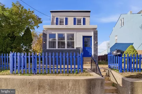 33 W 3rd St, Marcus Hook, PA 19061 photo 1
